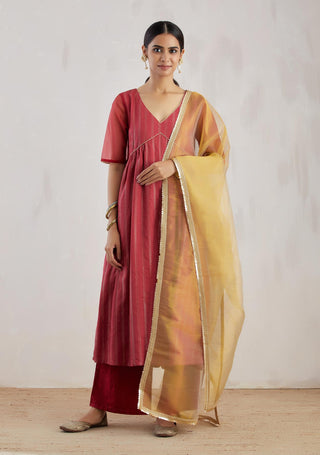 Red Meissa Kurta with Pant and dupatta (Set of 3)