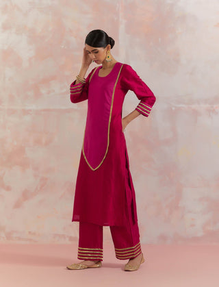 Red/Pink Rooh-E-Dari Kurta With Pant (Set Of 2)