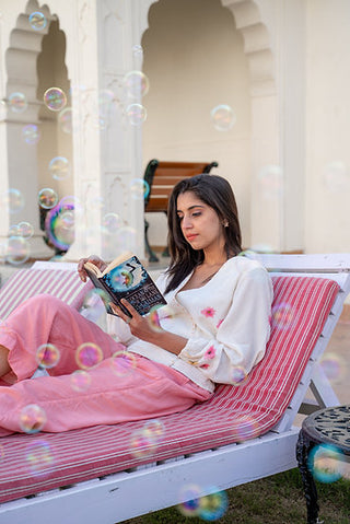 White and pink puff sleeve top