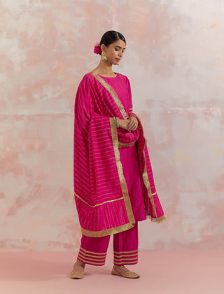 Pink Rukbat Kurta Left Side View