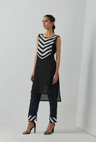 Black Chanderi High Low Mehraab Kurta Left View