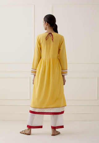 Yellow Zaid Kurta Set (Set of 2) Back View