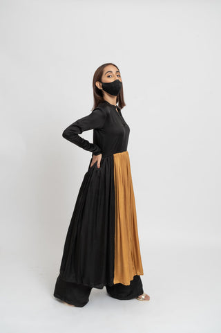 Black Gold Kurta Set by WearVega.