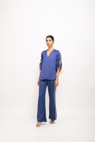 Blue-Grey Rouching Set left view