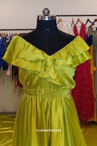 tail gown for pre wedding pre wedding long gown pre wedding photoshoot gowns