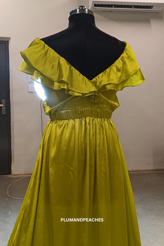 tail gown for pre wedding pre wedding long gown pre wedding photoshoot gowns